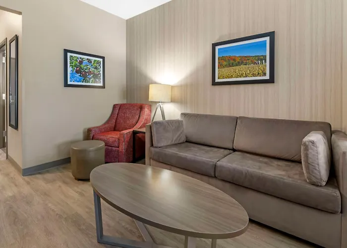 Best Western Plus Lacrescent - Lacrosse